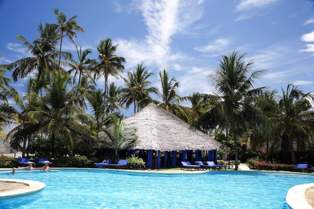 Breezes Beach Club And Spa Bwejuu Buitenkant foto