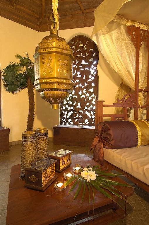 Breezes Beach Club And Spa Bwejuu Buitenkant foto
