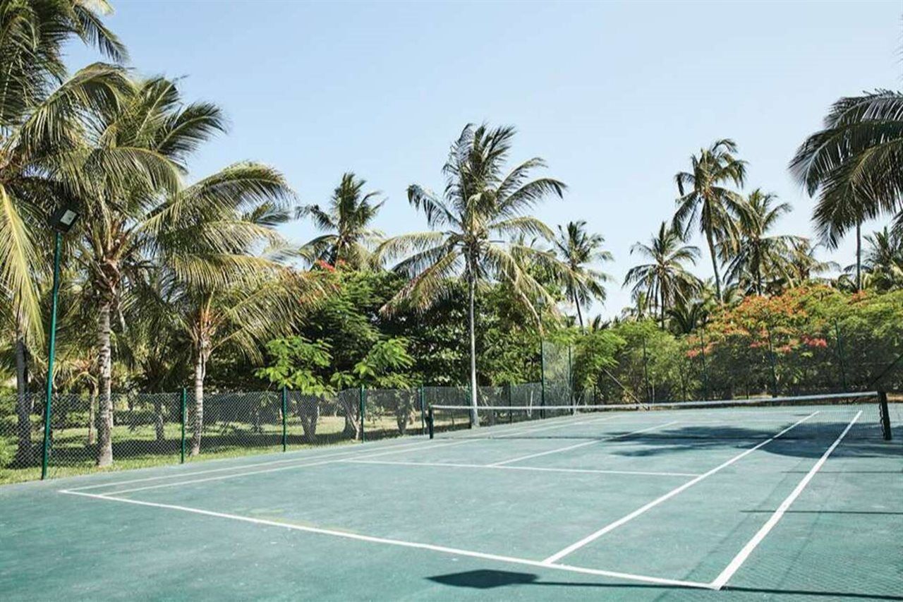 Breezes Beach Club And Spa Bwejuu Buitenkant foto